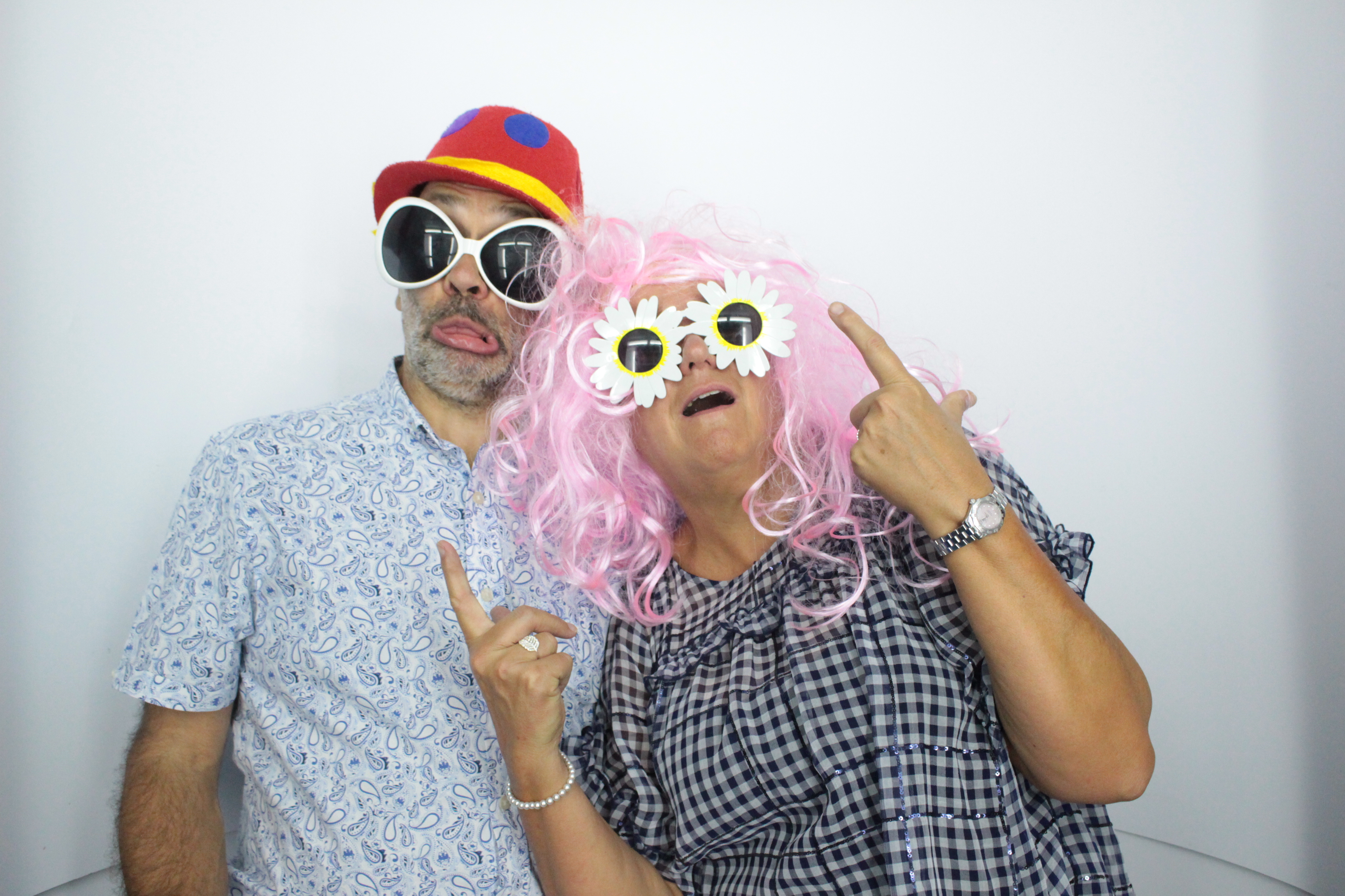 Martin & Colleen’s Joint 50th | View more photos from the event at gallery.myphotoboothexperience.co.uk/u/MyPhotoBoothExperienceLtd/Martin-Colleen’s-Joint-50th